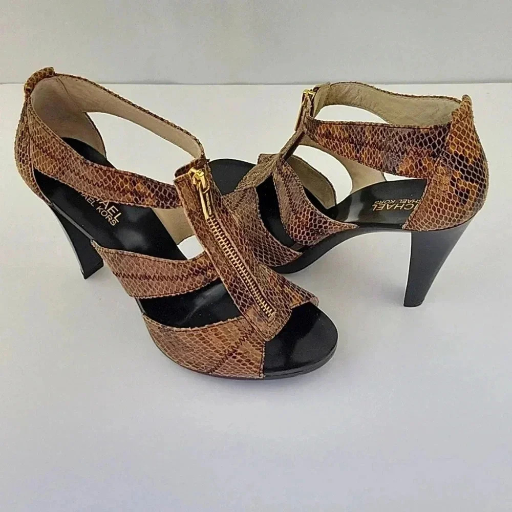 Michael by Michael Kors Berkley T-Strap Heels Size 9 NWOT